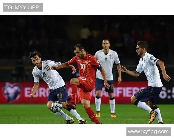 足球赛场上的缺席与替代：球星缺阵对比赛结果的深远影响解析